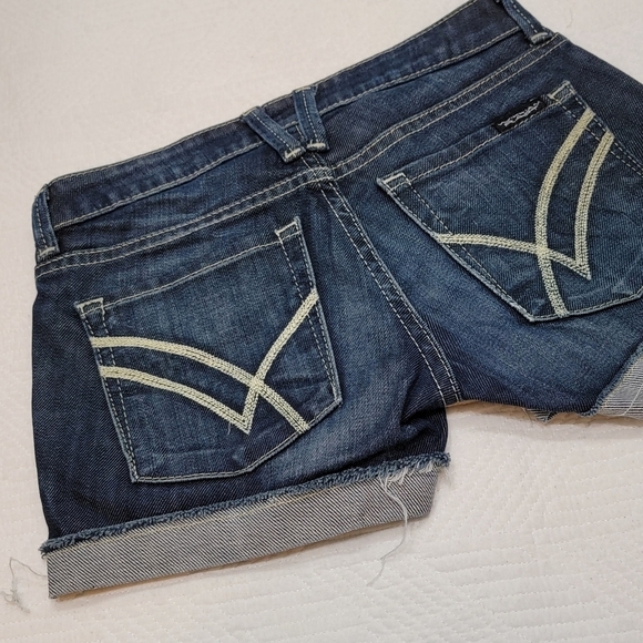 William Rast Jean shorts - Picture 10 of 13